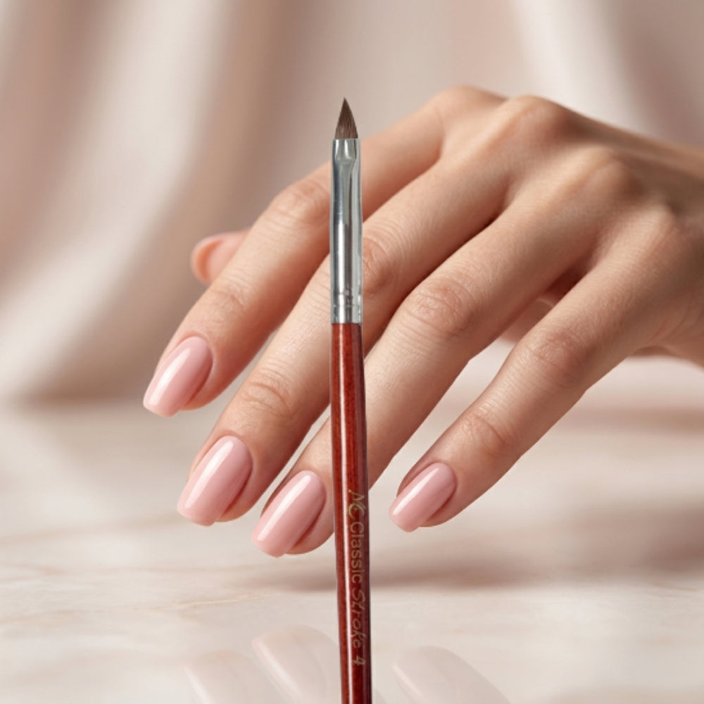 Pincel de uñas semiprofesional CLASSIC STROKE #4 MC Nails - Pinceles - Elegans Nails