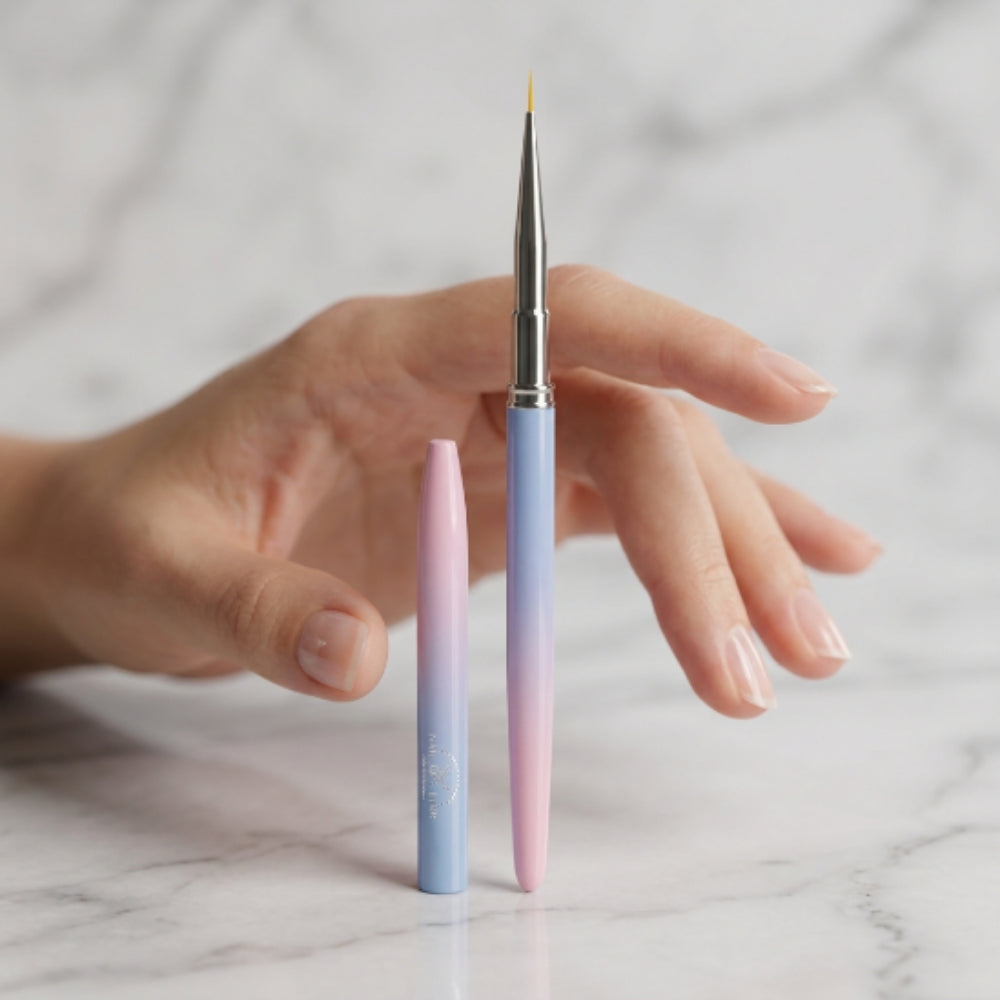 Pincel Liner No. 2 para Nail Art con Tapa Protectora Degradado Rosa y Azul | Punta Ultrafina para Decoración de Uñas |
